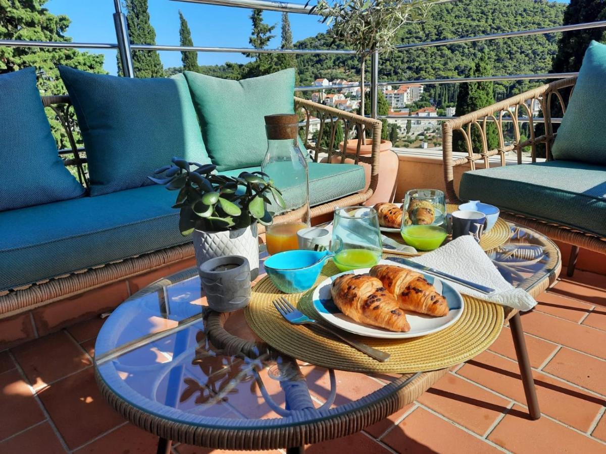 Blue Dream - Stylish With Stunning Sea View Apartment